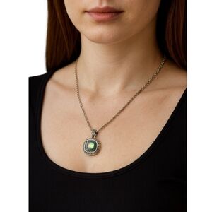 Elegant 925 Sterling Silver Pendant Necklace • Abalone Shell Center • Adjustable